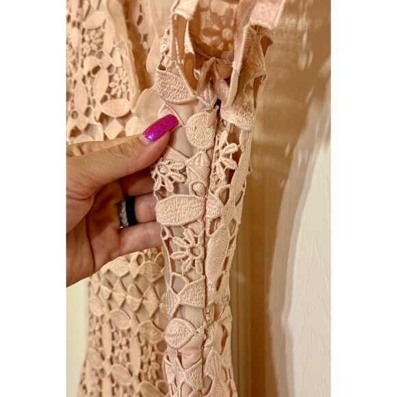 Sandro Paris Pink Geometric Crocheted Lace V-Neck Mini Dress Size 1 (4US) - Picture 4 of 14